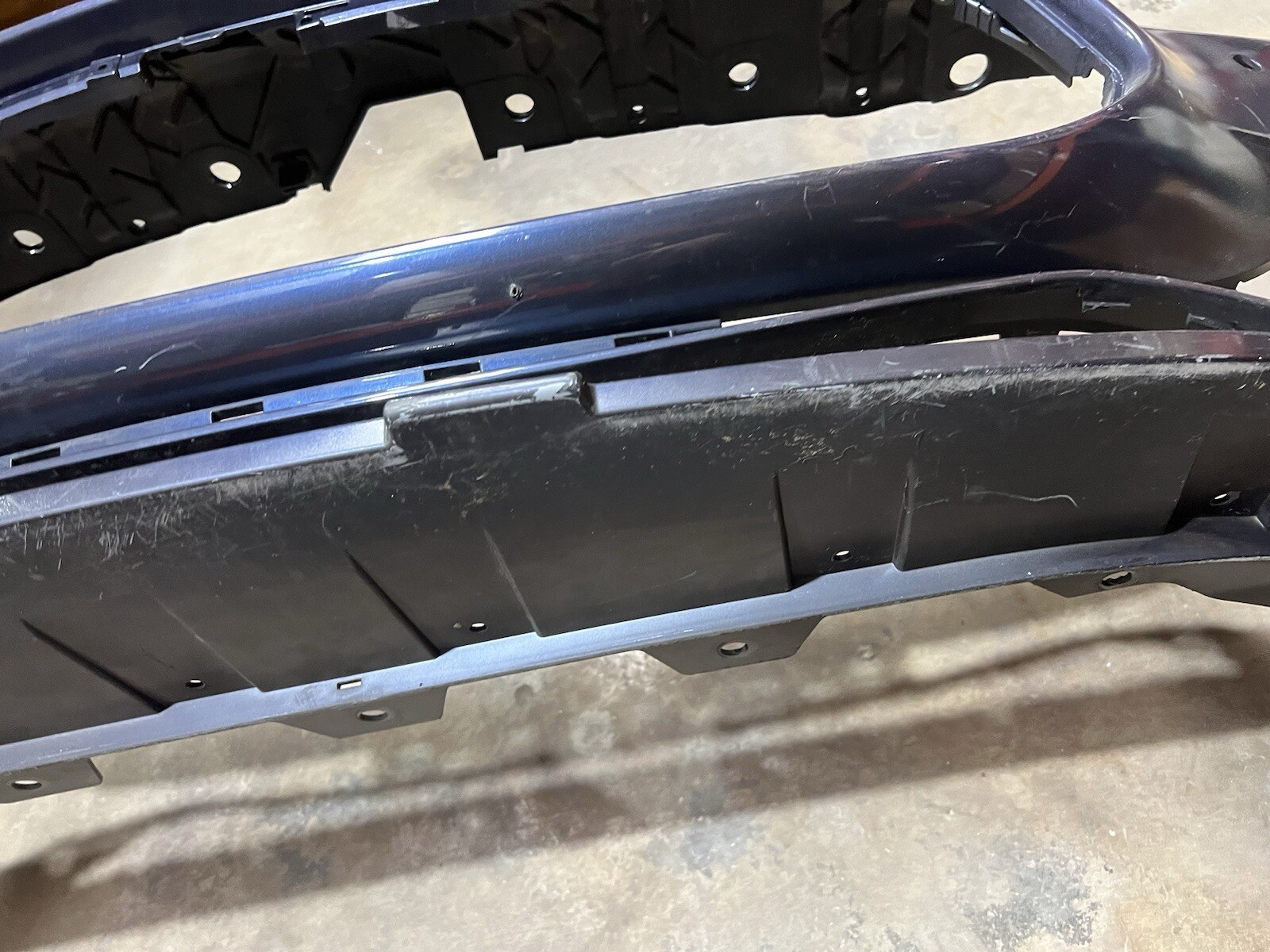 2017-2023 Maserati Quattroporte Front Bumper Cover 673006997 OEM