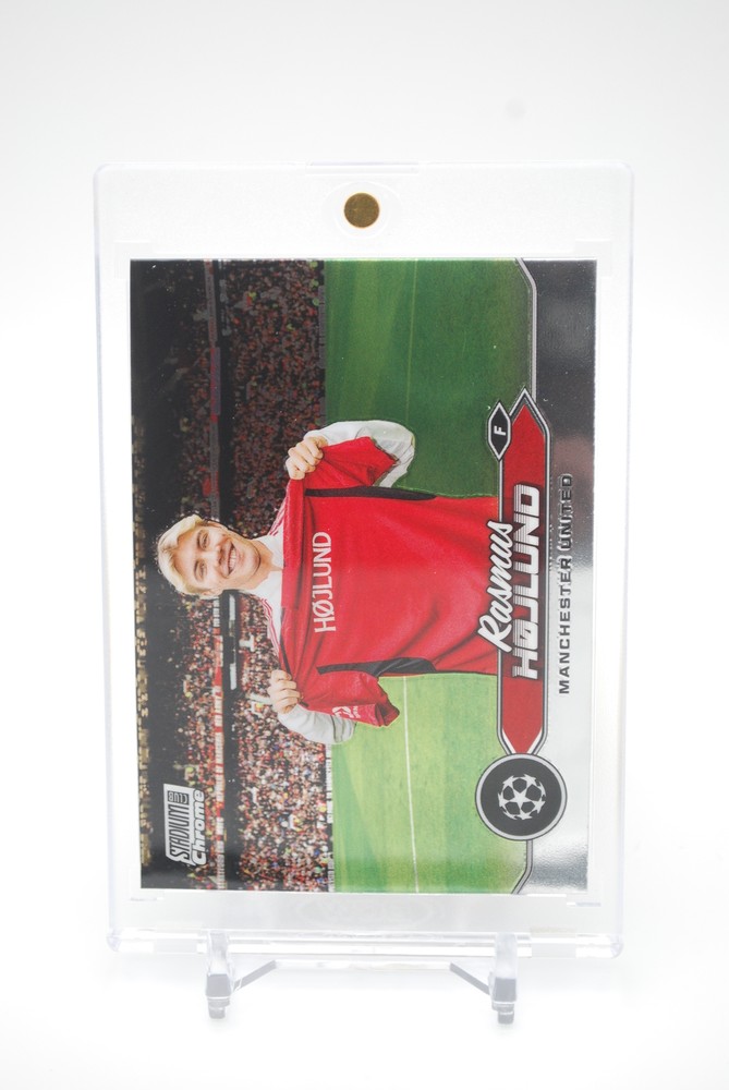 Rasmus Højlund MAN UNITED 2023-24 Topps UEFA Stadium Club Base