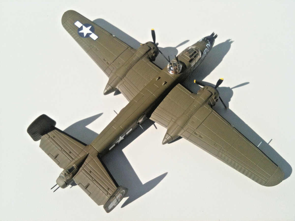 Corgi B-25J Mitchell Bats Outa' Hell, Betty's Dream, Le Shima