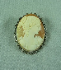 FABULOUS ANTIQUE ESTATE SILVER & MARCASITE CAMEO BROOCH PENDANT PIN #15559