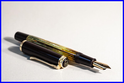 PELIKAN 400 Fountain Pen in TORTOISE STRIPED BROWN with MEDIUM 14c