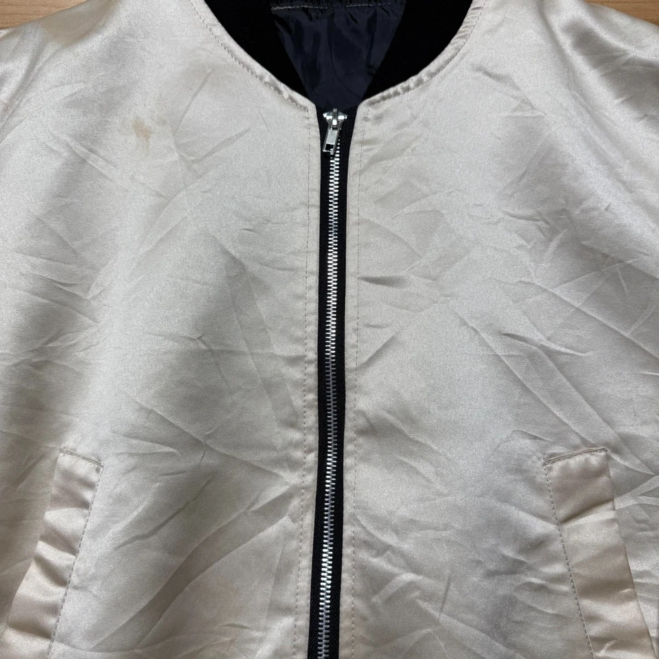 Mt. Chaqueta de bombardero Fuji Eagle bordada Japón recuerdo Sukajan para mujer - mediana Foto 3 de 4