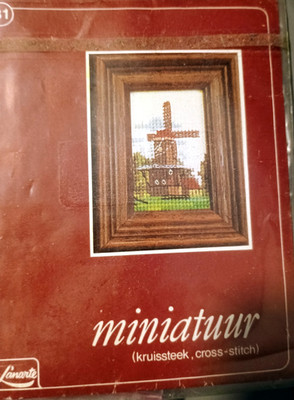 Vintage Lanarte Miniature Cross-Stich Kit Windmill 2.5'' X 3.25'' #33531 Complete