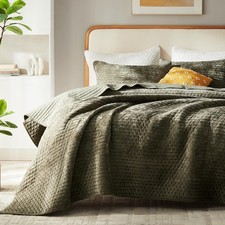 LEAONME Luxury Velvet Quilt Set Oversized California King Size 120 x120 Soft