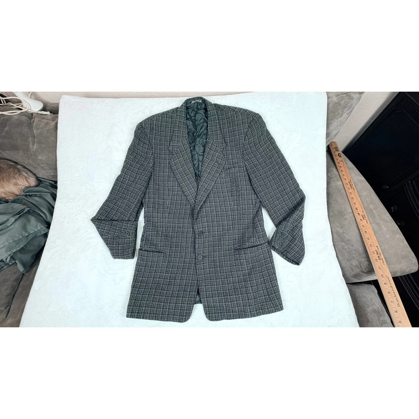 Vintage Giorgio Armani Le Collezioni Wool Tweed Sport Coat, Men's Size 42L image 1