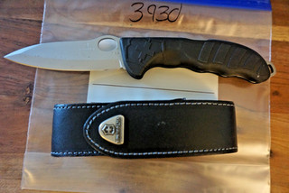 3930 One Victorinox pocket knife