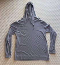 Men  s Vineyard Vines Athletic Active Hooded Shirt Size Medium
