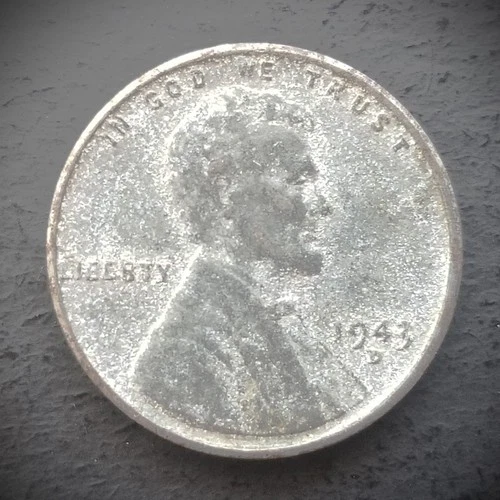1943-D "Steel Cent" / Lincoln Wheat ~ US Penny ~ 1¢  KM# 132A ~ exact coin shown