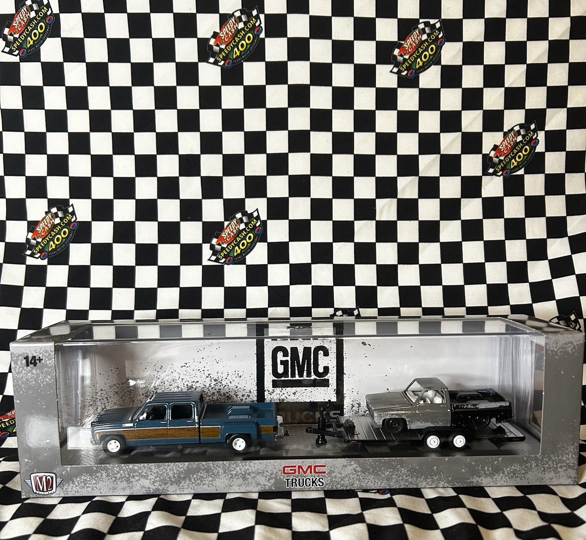M2 Machines Hauler R92, 1973 GMC Sierra 3500 & 1973 Chevrolet