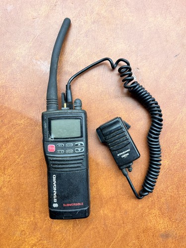Standardowe radio morskie Horizon HX350S VHF z mikrofonem głośnikowym CMP11