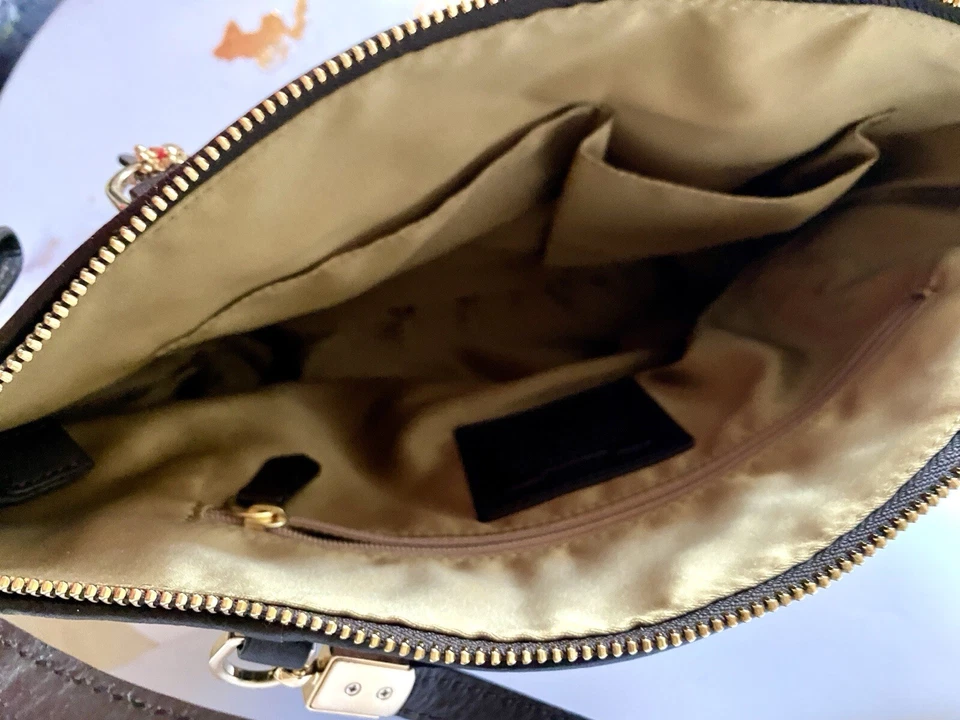 Auténtico Bolso Bandolera COACH Madison Kelsey Estampado de Cebra 28093 Foto 4 de 4