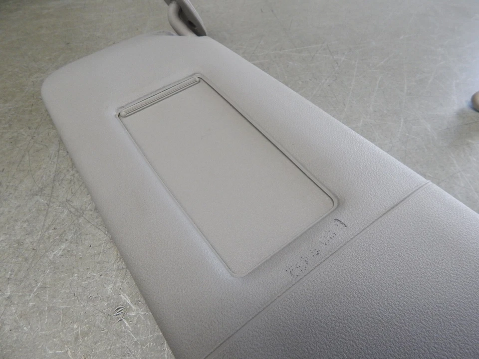 PARASOL BMW E32 735i 740iL 740i 750iL 735iL GRIS - IZQUIERDO  Foto 4 de 4