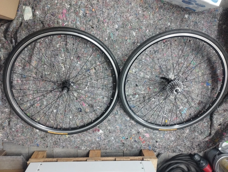 Rennrad Laufradsatz Laufrad Satz 28 Zoll DTswiss Onyx Mavic Felge Continental