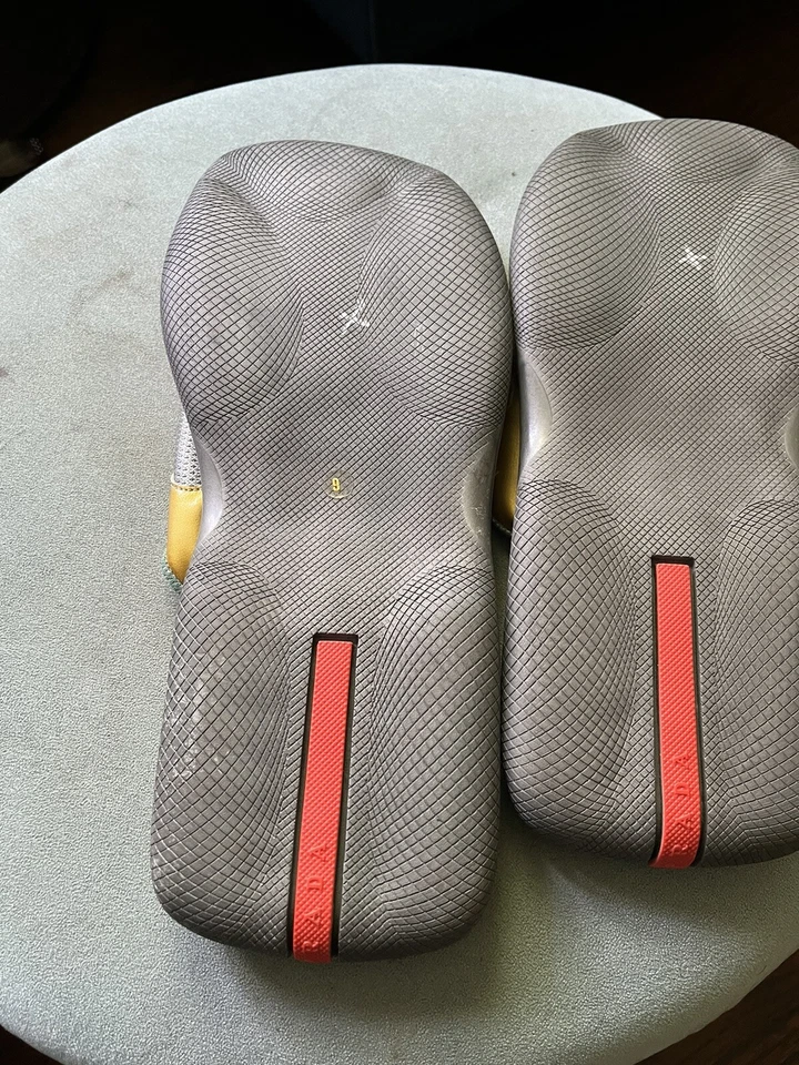 Zapatillas Prada Slides para hombre talla 9 Foto 4 de 4