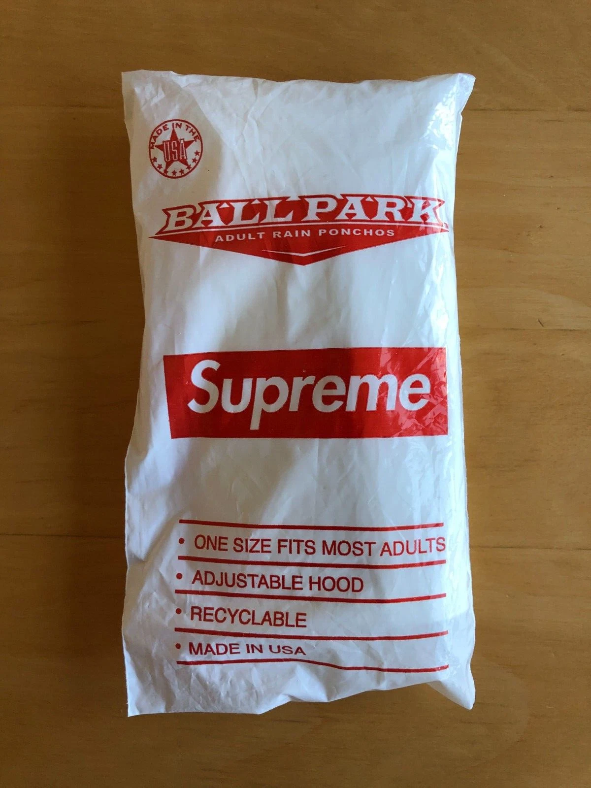 Poncho de pluie Supreme Ballpark flambant neuf SS20 100 % authentique