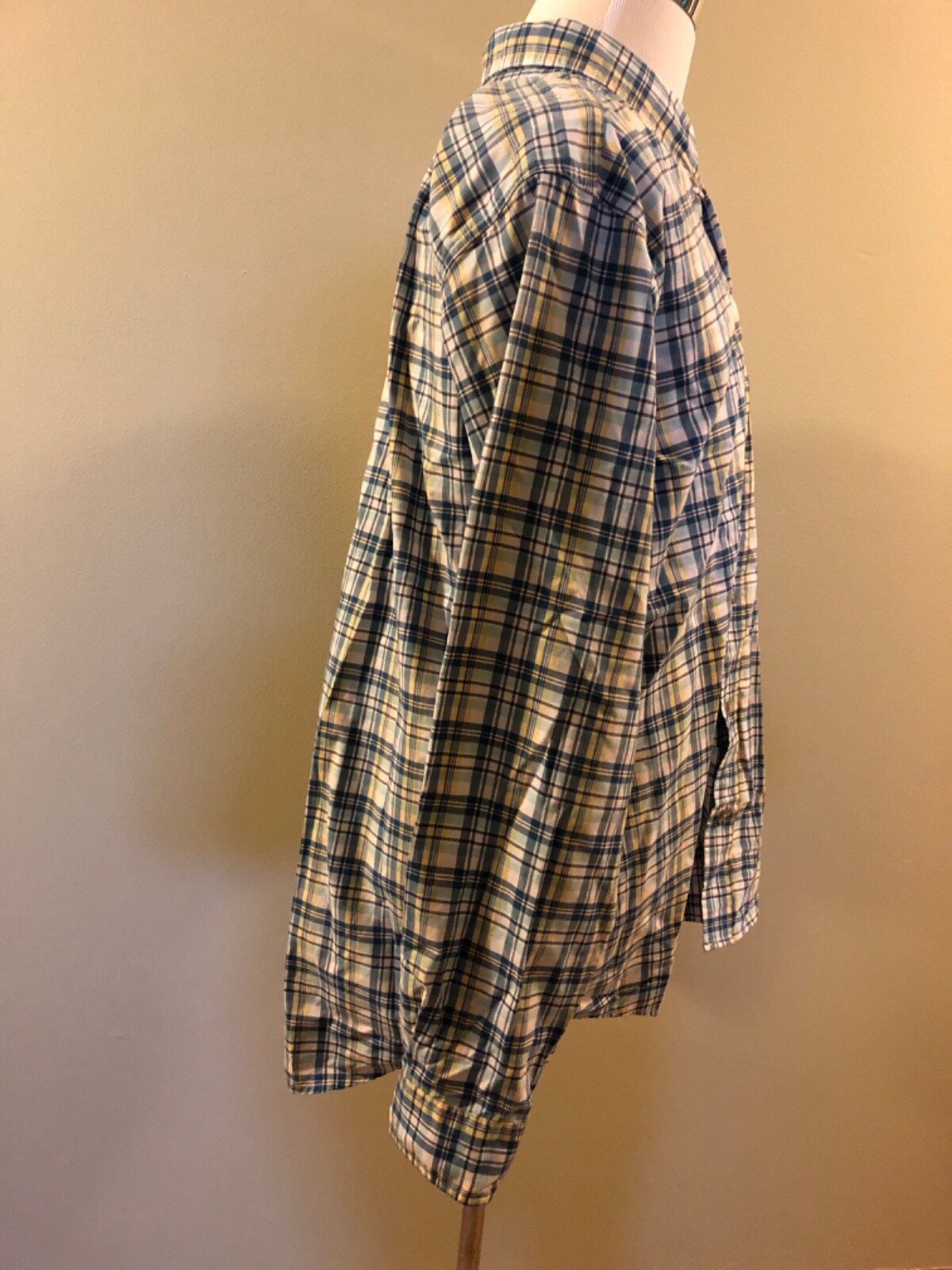 Mens Eddie Bauer Button Down Blue Plaid Relaxed Fit Shirt, XL image 5