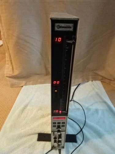 EDMUNDS 8302 TRENDSETTER GAGE ACCURACY .000002" WITH PROBE - Picture 3 of 6
