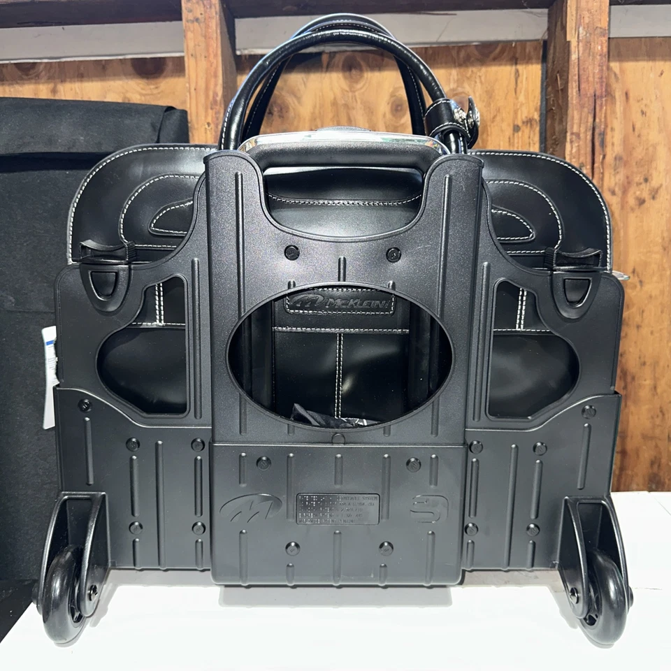 "Maletín McKlein Willowbrook 94985 negro de cuero desmontable con ruedas para dama" Foto 4 de 4