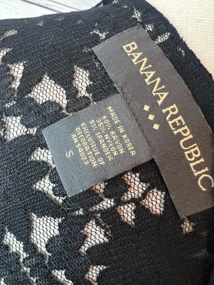 Banana Republic 婴儿娃娃衬衫花边 Y2K Whimsigoth 尺寸小号性感透明黑色 — 第 2/4 张图片