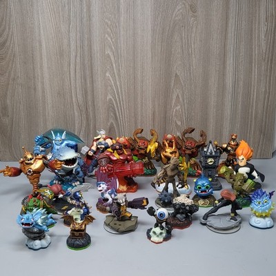 Lot of 25 Skylanders & Disney Infinity Figure Lot Marvel Groot Rocket Trap Team
