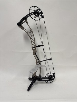 Bowtech Solution Ls Sandstone W/black Limbs RH #70