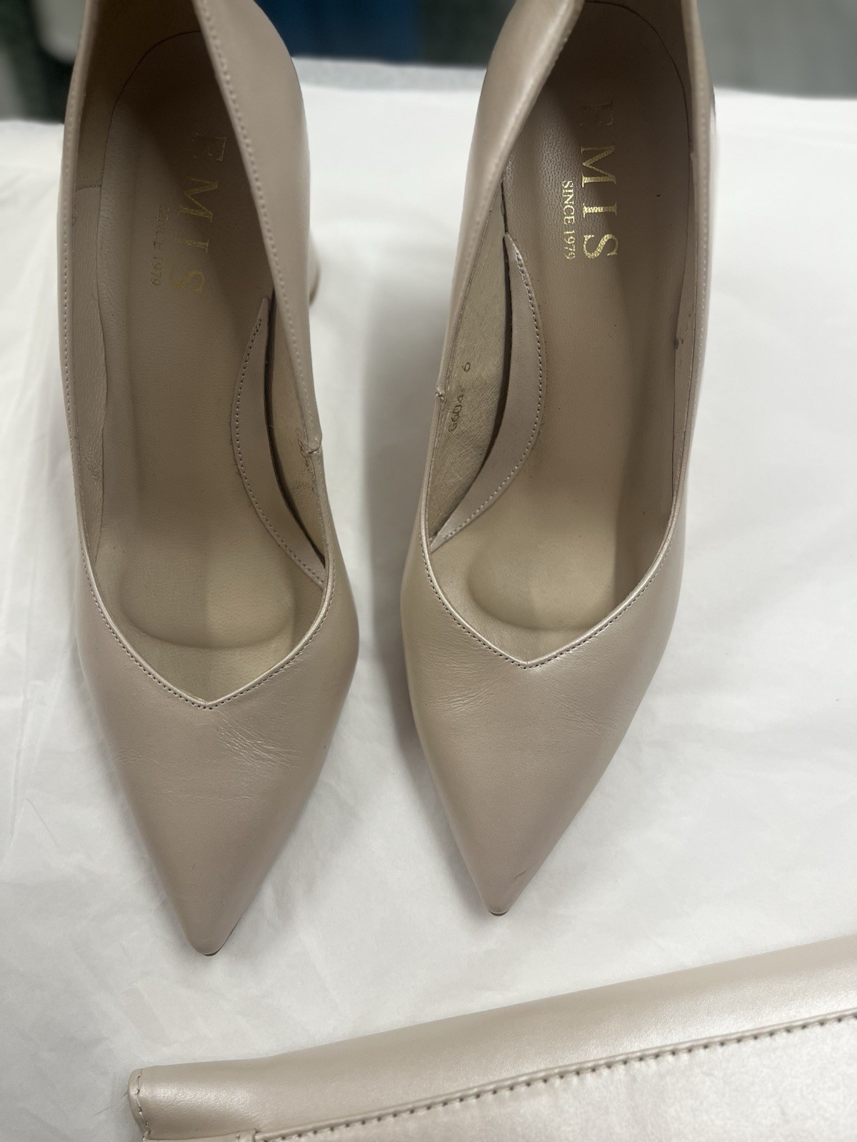 Emis Nude Size 39.5 Block Heels & Matching Bag  Rrp £269  Mother Of The Bride image 3