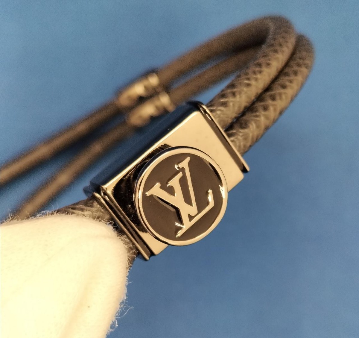 LOUIS VUITTON M6780 Bracelet Loop It | eBay