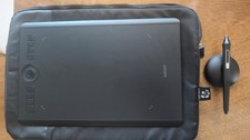 Wacom pen tablet Intuos Pro Medium PTH-660 Lightly Used