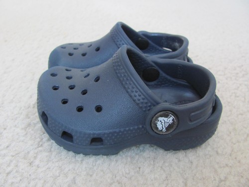 Crocs Baby Boy's Navy Blue Rubber Warm Weather Clogs Child Size 4