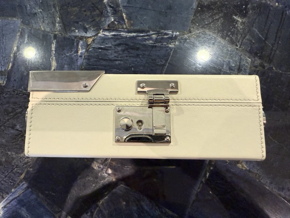 Calvin Klein 205W39NYC WHITE  RECTANGLE CROSSBODY WITH SHOULDER STRAP - Image 4 of 4