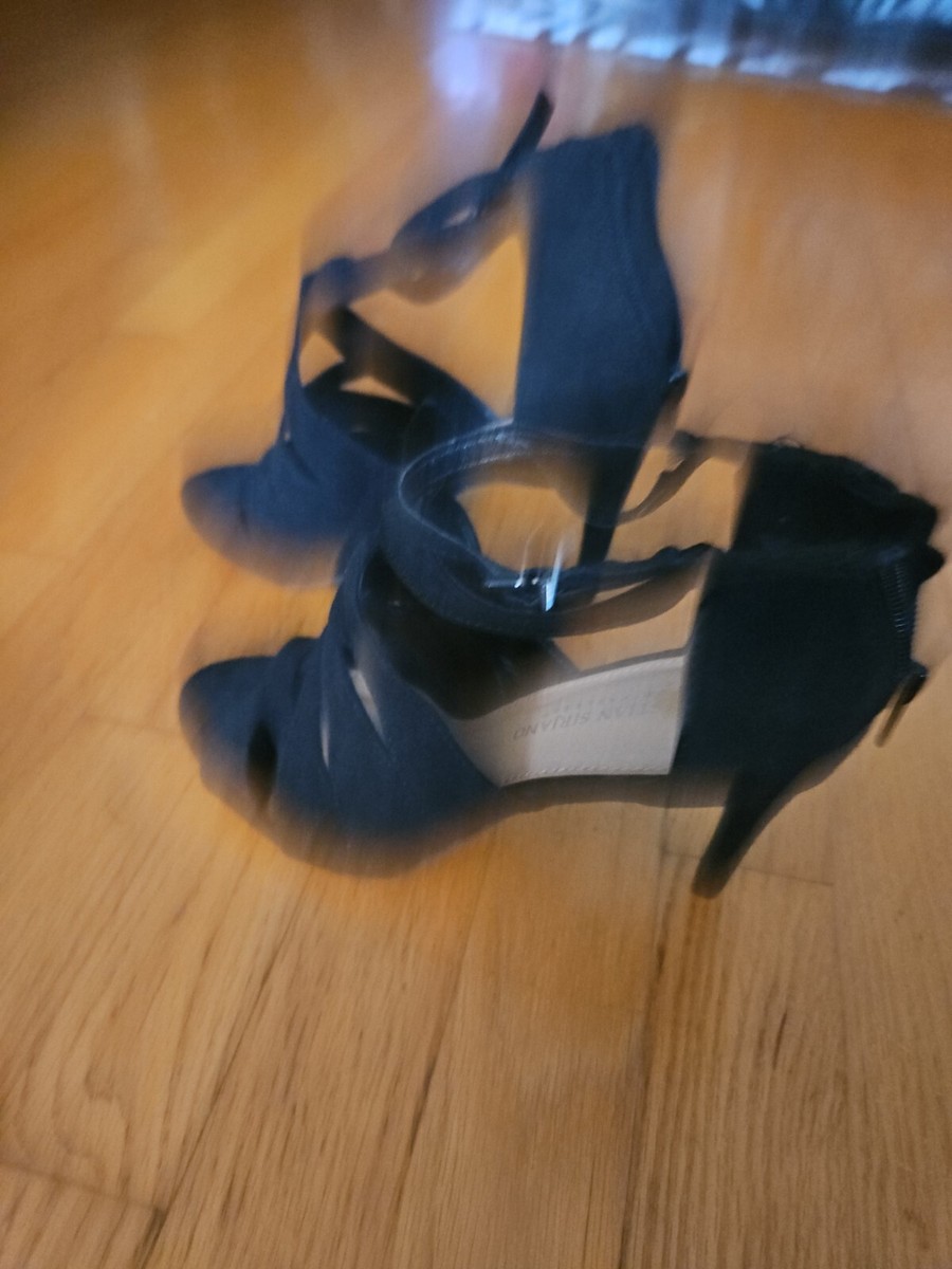 Christian Siriano Woman's Size 8.5 Black Open Toe Strappy