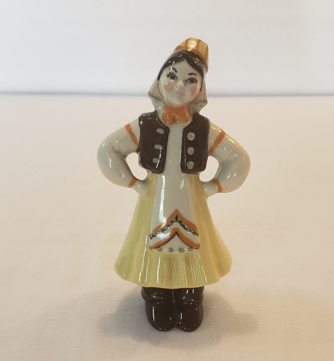 Ceramic Arts Studio Figurine 5