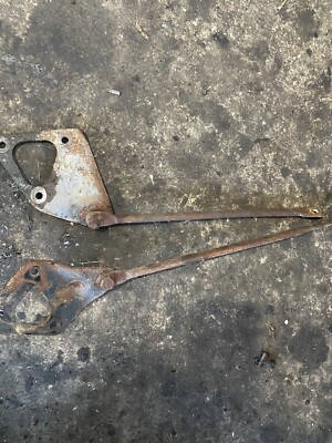 96-99 5.7 Chevrolet Vortec Brackets C835
