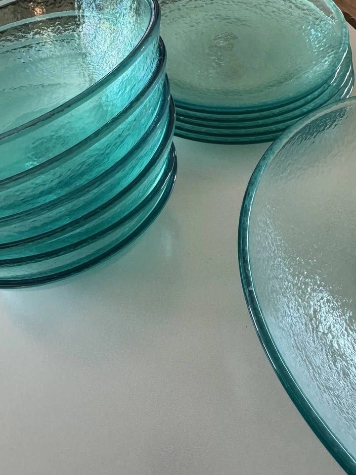 Pottery Barn Blue Aqua Teal Ripple Plastic Serving Set Outdoor Set Of 13 W/ Bowl - Image 3 of 4
