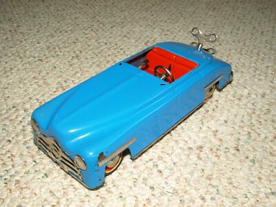Distler D-3200 Convertible Tin Wind-Up Toy Car - US Germany