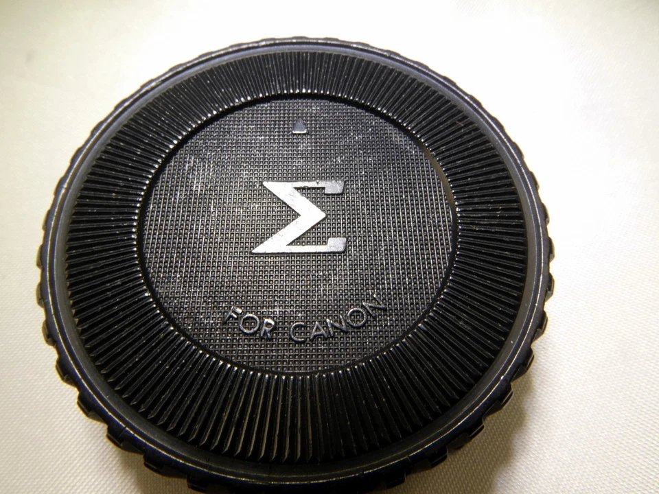 Sigma Rear lens cap for Canon FD FL manual focus Lenses - Image 4 of 4