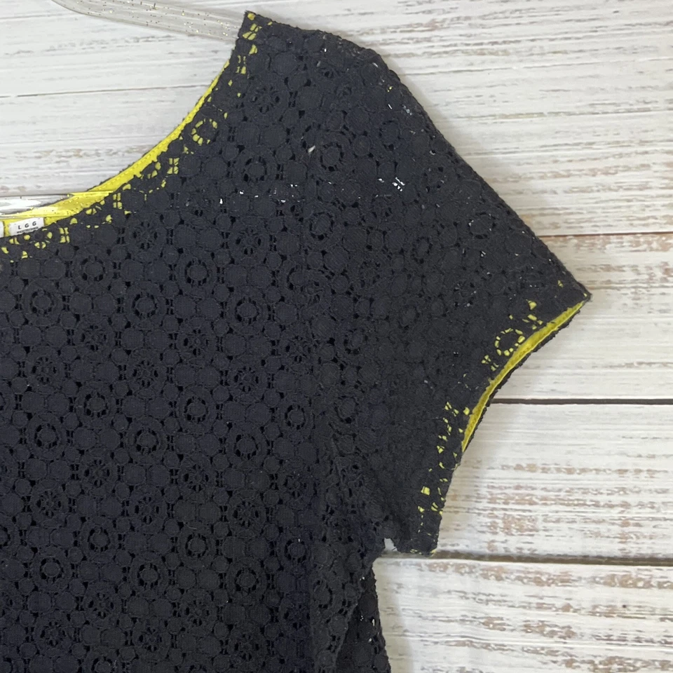 ROXY Shirt Juniors L Black Lace Geometric Circles Short Sleeve Sheer Scoop Neck - Image 4 of 4