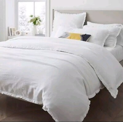 Twin Size Modern & Luxury Ruffled Bedding Duvet Cover, White Cotton 68''x92'' Inch