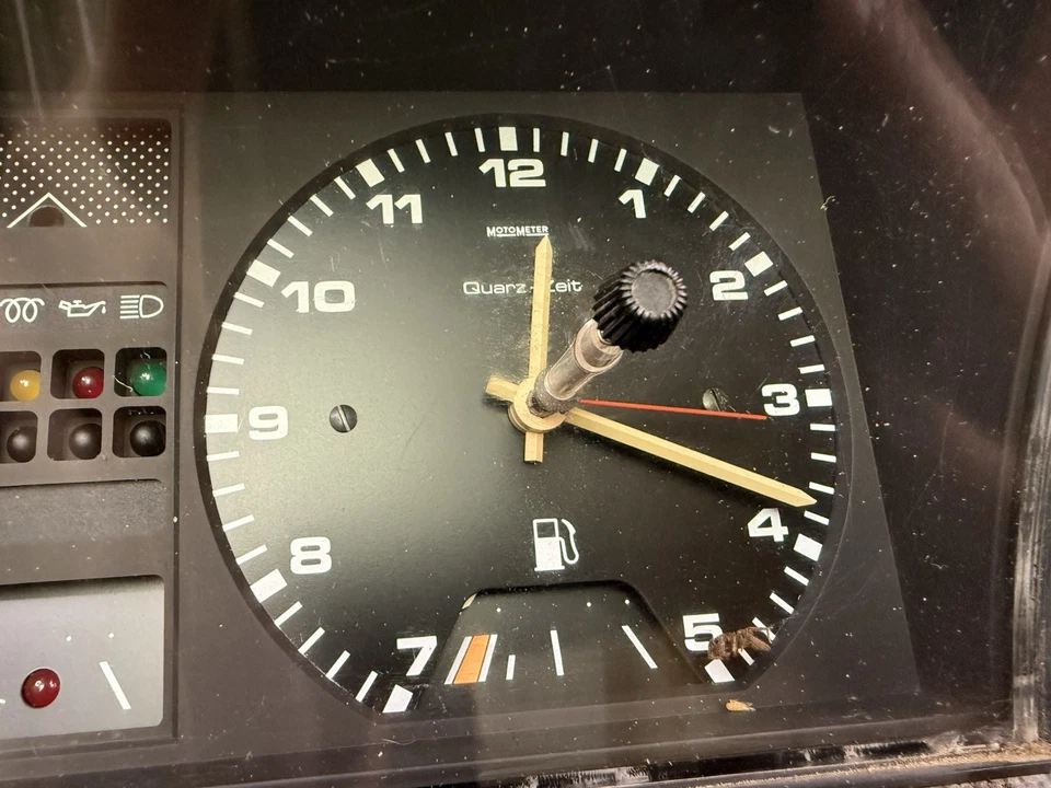 Volkswagen Quantum 1982 velocímetro clúster 148.339 millas transmisión manual Foto 2 de 4