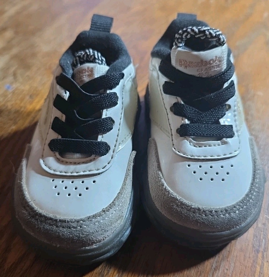 Reebok Toddler Sz 3T Cardi B Club C Casual Sneakers Black White Gray
