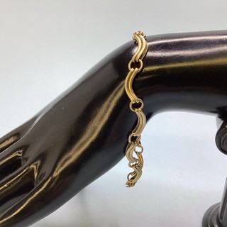 375 9ct Yellow Gold Curved Link Bracelet 21cm Long 9.07g (J) MO#8771
