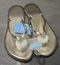 Women s Flip Flops Size 9-10 Metallic Gold