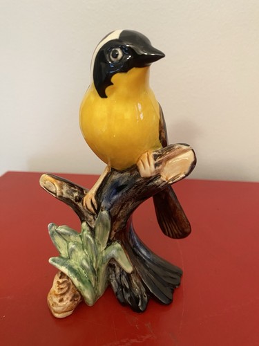 Stangl 3924 - Yellowthroat Or Yellow Throated Warbler- 5 1/2” Perfect