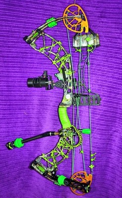 Obsession Lawless RH Bow Full Setup 370-FPS, 65-lbs, 28.5 , 90% Let Off