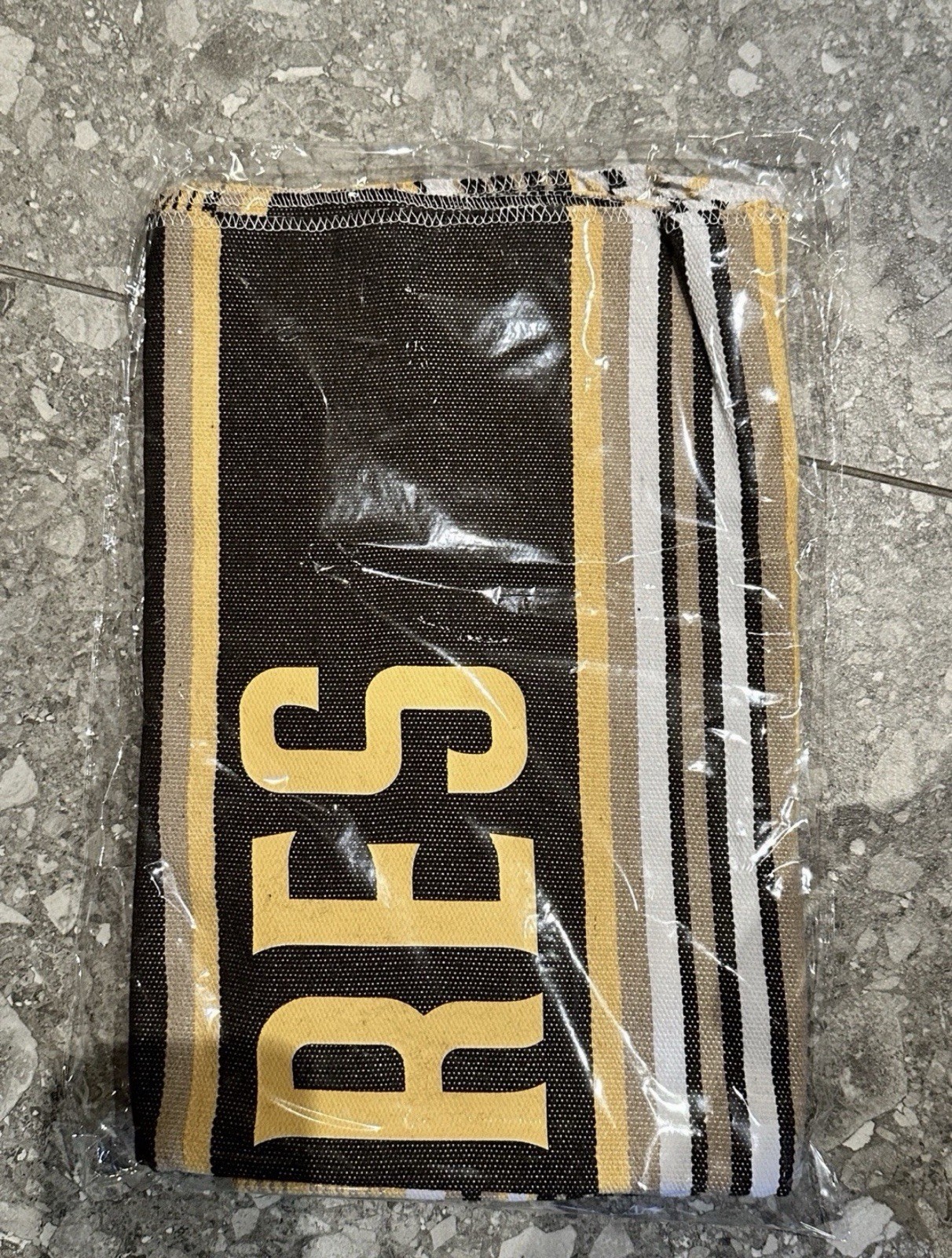 🤎💛SMALL IN HAND San Diego Padres Poncho Giveaway 7/28/26 🤎💛