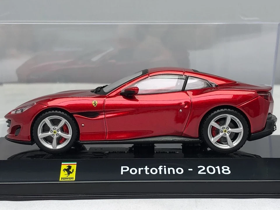 2018 Ferrari Portofino Rosso Metallizzato 1/43 Modellino Auto Ixo Altaya - Immagine 3 di 4