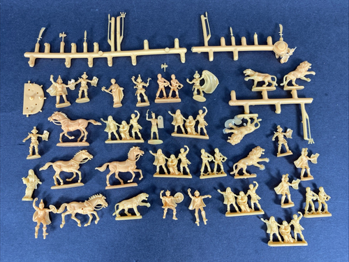 Atlantic of Italy 1/72 HO Scale GLADIATORS AND CHRISTIANS - 40+ Pieces!!!!