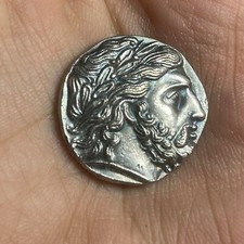 Unique Old Roman Bronze Wonderful Coin In Good Condition