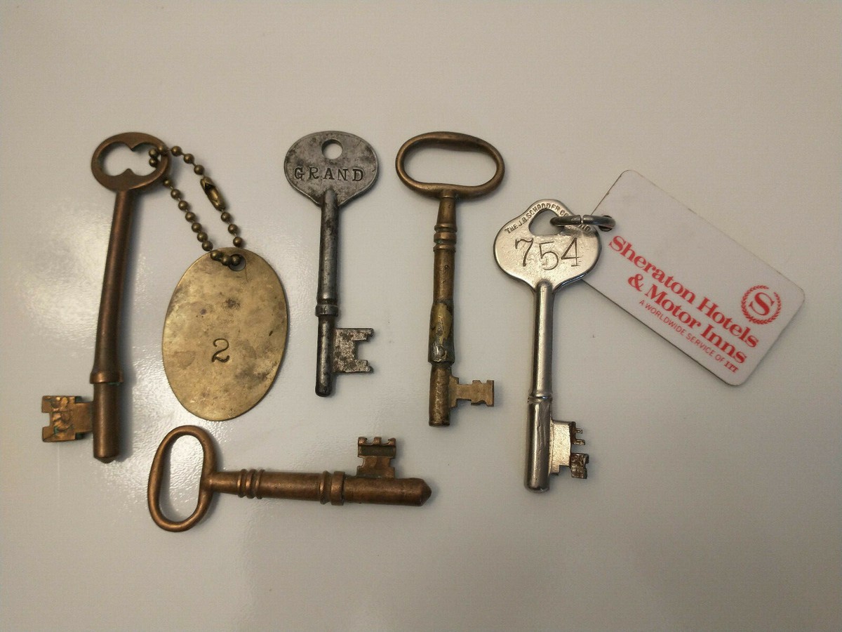 Antique Skeleton Key (JAS) Antique Skeleton Key (JAS)