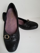 clarks leyden summit